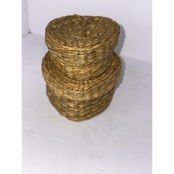 Small Vintage Sweetgrass Stacking Boho Wicker Trinket Box Baskets Lid Heart - Picture 7 of 13